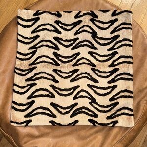 Pillow cover case 20” x 20” west elm pottery barn NWOT